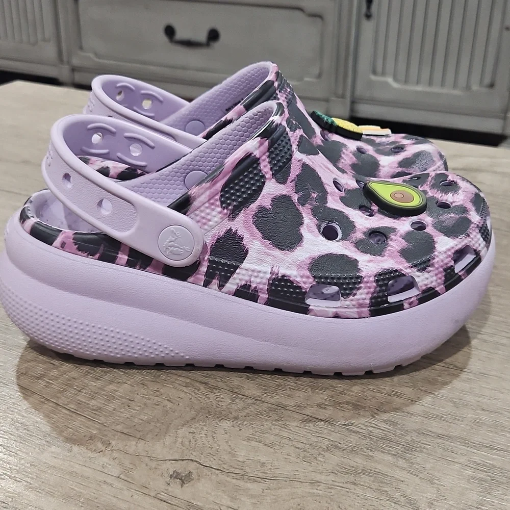 CROCS Kids Platform Clogs in Pink Purple Leopard Print